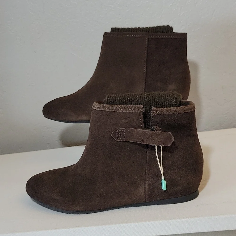 APEPAZZA Suede Ankle Sock Boot 35